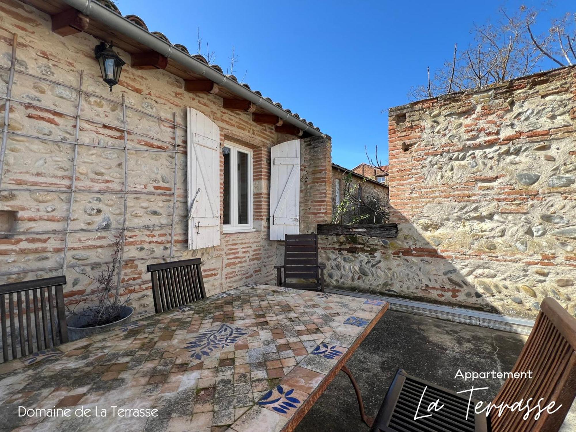 Domaine De La Terrasse Apartment Carbonne Екстериор снимка