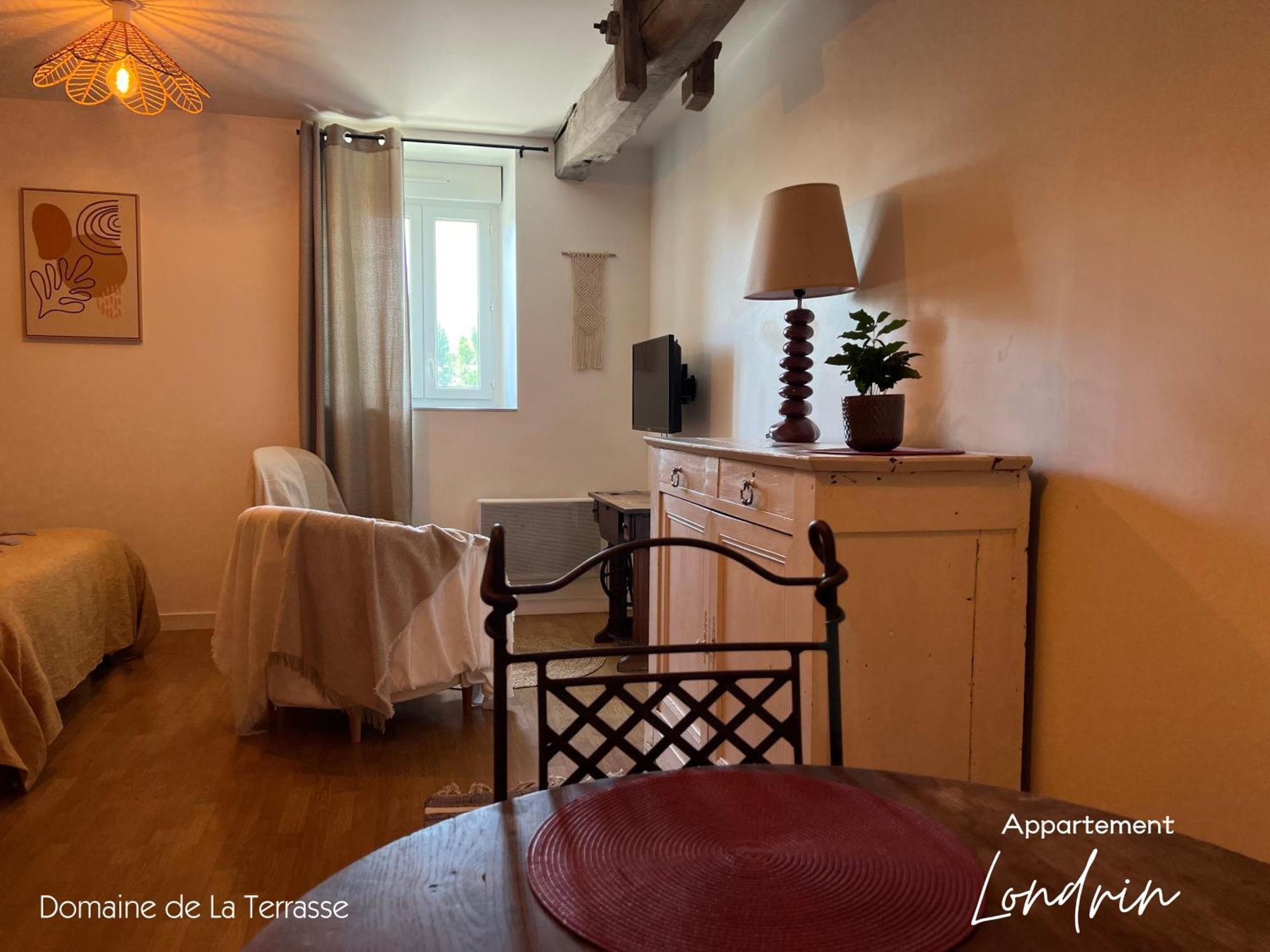 Domaine De La Terrasse Apartment Carbonne Екстериор снимка