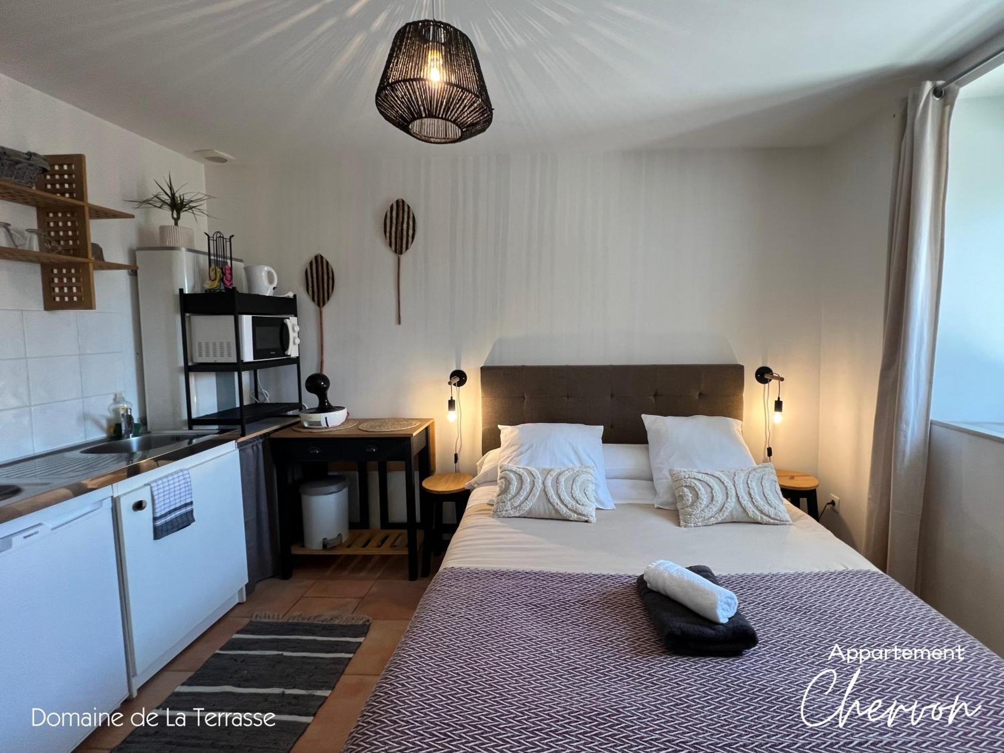 Domaine De La Terrasse Apartment Carbonne Екстериор снимка